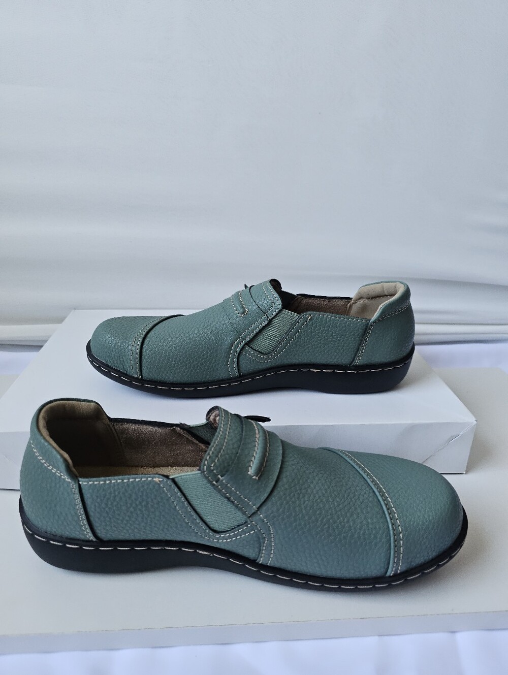 LAZYPOP Teal Green Leather Classic Comfort Loafers Slip-On Shoes - Women's Size - Picture 6 of 15